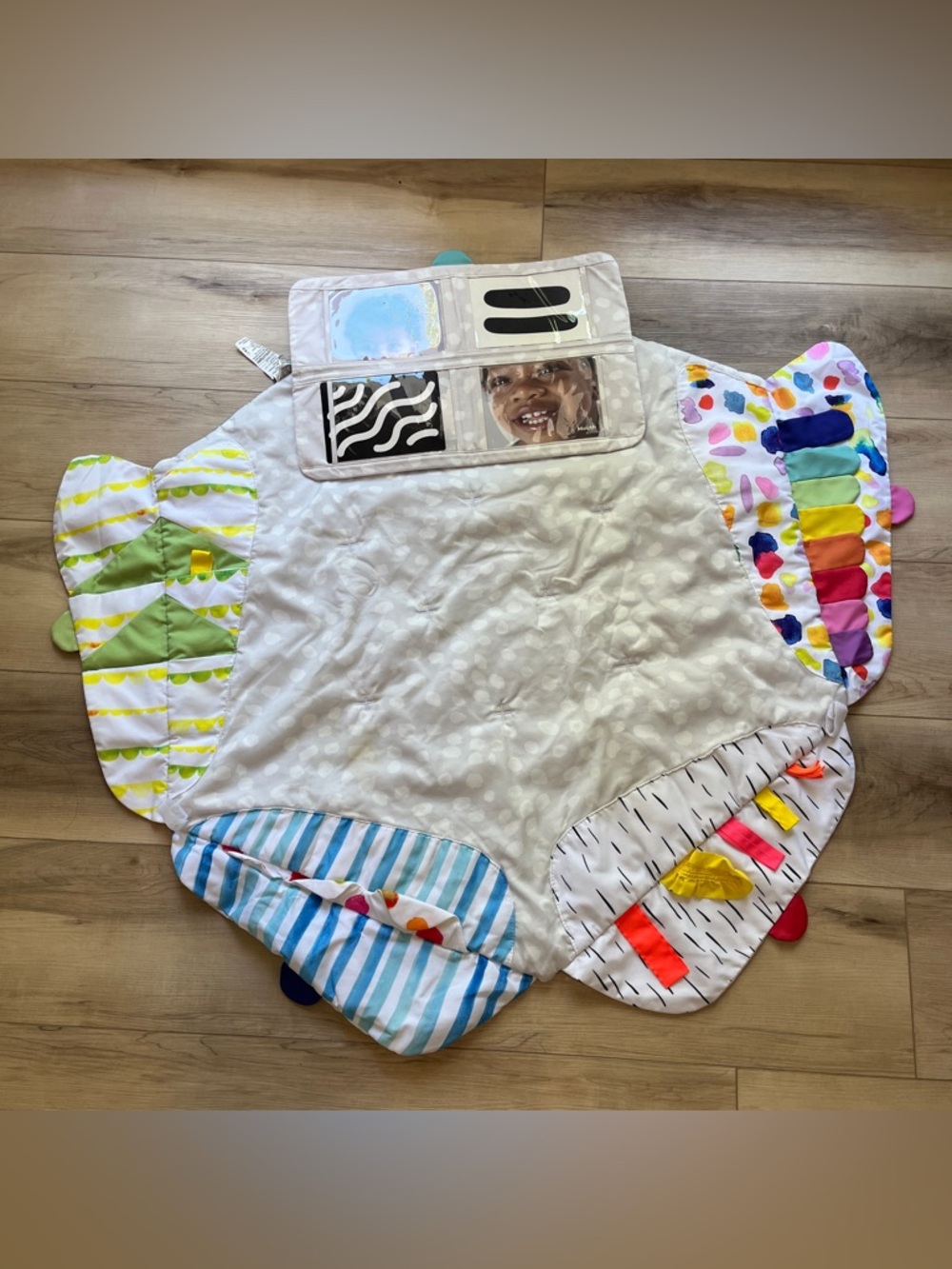 Lovevery gym play mat placemat tummy time floor mat